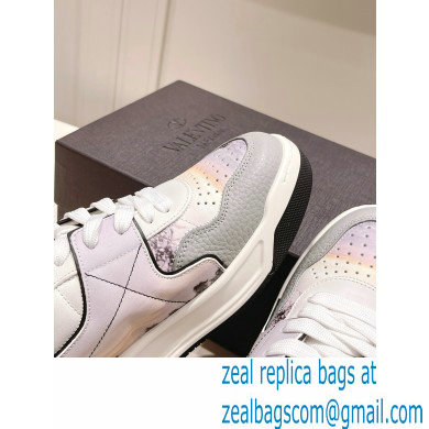 Valentino Low-top ONE STUD Sneakers 21 2022