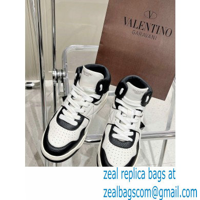 Valentino Mid-Top ONE STUD Sneakers 01 2022 - Click Image to Close