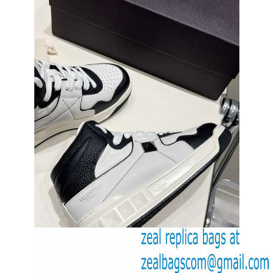 Valentino Mid-Top ONE STUD Sneakers 01 2022 - Click Image to Close