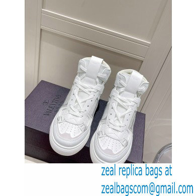 Valentino Mid-Top VL7N Sneakers in Banded Calfskin Leather 04 2022
