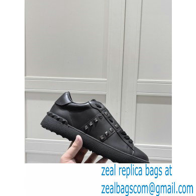 Valentino Open for a Change Sneakers 01 2022