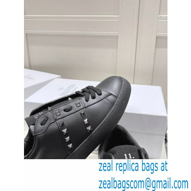 Valentino Open for a Change Sneakers 01 2022