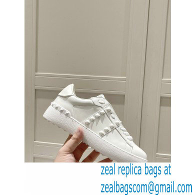 Valentino Open for a Change Sneakers 05 2022