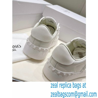 Valentino Open for a Change Sneakers 05 2022