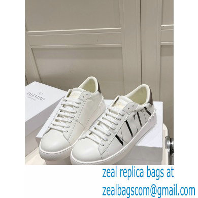 Valentino Open for a Change Sneakers 07 2022