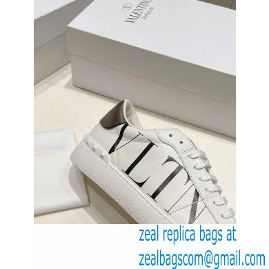 Valentino Open for a Change Sneakers 07 2022