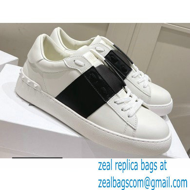 Valentino Open for a Change Sneakers 08 2022