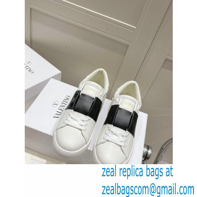 Valentino Open for a Change Sneakers 08 2022