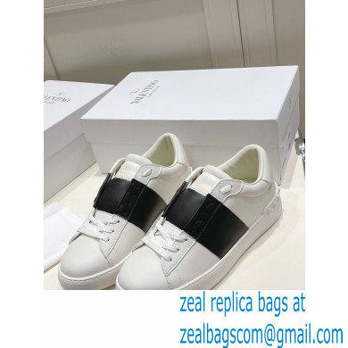 Valentino Open for a Change Sneakers 08 2022