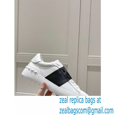 Valentino Open for a Change Sneakers 08 2022