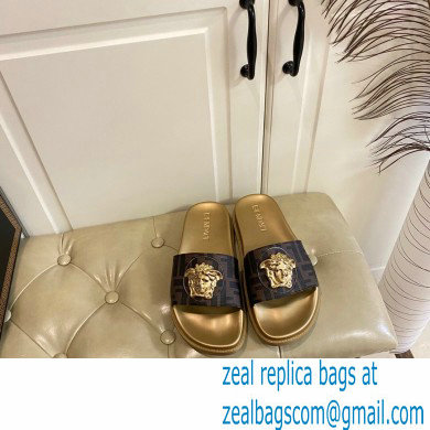 Fendi x Versace Fendace Slides 04 2022 - Click Image to Close