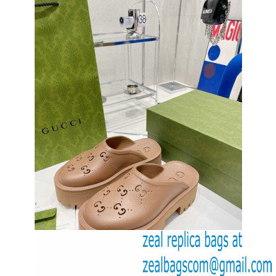 Gucci perforated GG rubber platform slip-on sandals Camel 2022 - Click Image to Close