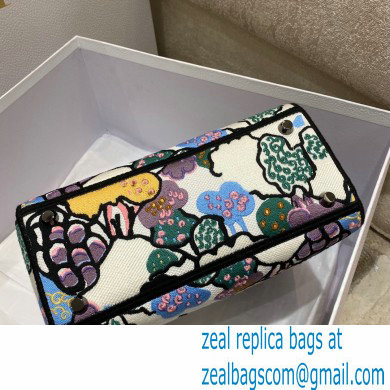 Lady Dior Medium D-Lite Bag in Latte Ciel de Reve Embroidery 2022