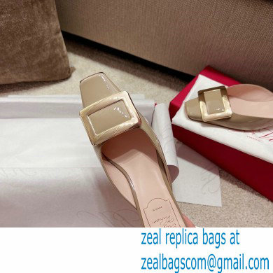 Roger Vivier Heel 2.5cm/4.5cm Belle Vivier Metal Buckle Mules in Patent Leather Beige