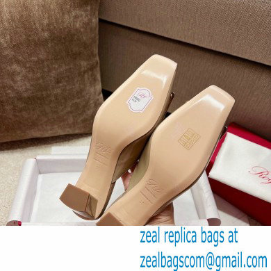 Roger Vivier Heel 2.5cm/4.5cm Belle Vivier Metal Buckle Mules in Patent Leather Beige - Click Image to Close