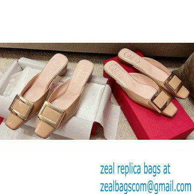 Roger Vivier Heel 2.5cm/4.5cm Belle Vivier Metal Buckle Mules in Patent Leather Nude