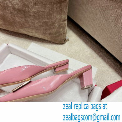 Roger Vivier Heel 2.5cm/4.5cm Belle Vivier Metal Buckle Mules in Patent Leather Pink