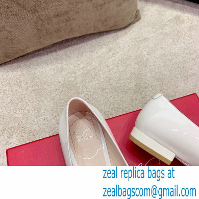 Roger Vivier Heel 2cm/6.5cm/8.5cm Viv' In The City Lacquered Buckle Ballerinas/Pumps Patent White