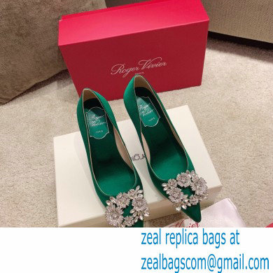 Roger Vivier Heel 4.5cm/8.5cm Flower Strass Buckle Pumps Satin Green