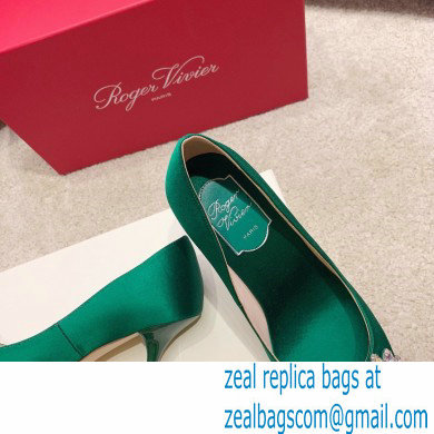 Roger Vivier Heel 4.5cm/8.5cm Flower Strass Buckle Pumps Satin Green