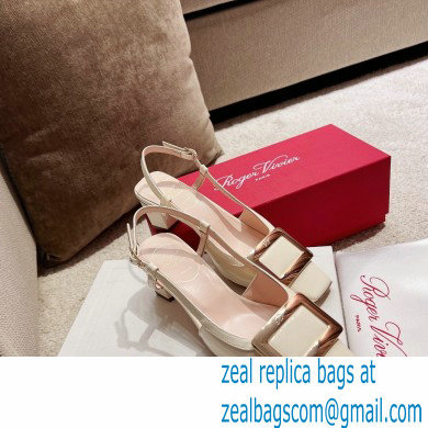 Roger Vivier Heel 4.5cm Belle Vivier Metal Buckle Slingback Pumps in Patent Leather White