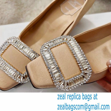 Roger Vivier Heel 4.5cm Belle Vivier Pilgrim Buckle Pumps in Satin Beige - Click Image to Close