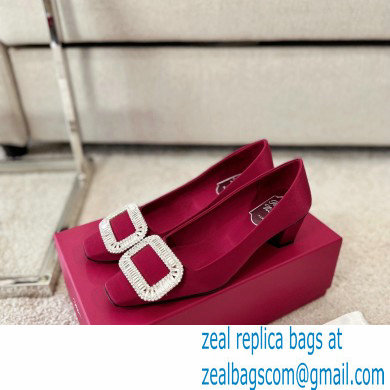 Roger Vivier Heel 4.5cm Belle Vivier Pilgrim Buckle Pumps in Satin Burgundy - Click Image to Close