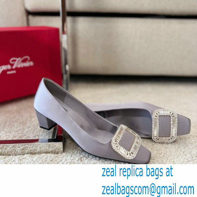 Roger Vivier Heel 4.5cm Belle Vivier Pilgrim Buckle Pumps in Satin Gray - Click Image to Close