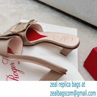 Roger Vivier Heel 4.5cm Love Metal Buckle Mules in Patent Leather Beige