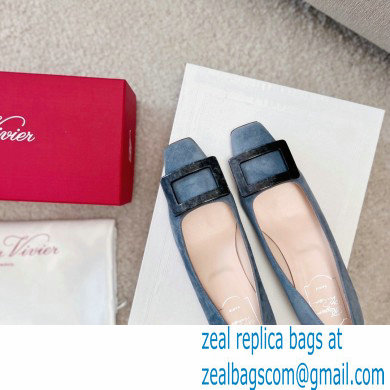 Roger Vivier Heel 4.5cm Stone Buckle Pumps in Suede Gray