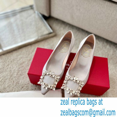 Roger Vivier Heel 4.5cm Strass Buckle Pumps in Satin Gray