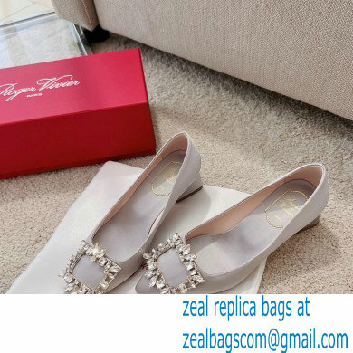 Roger Vivier Heel 4.5cm Strass Buckle Pumps in Satin Gray - Click Image to Close