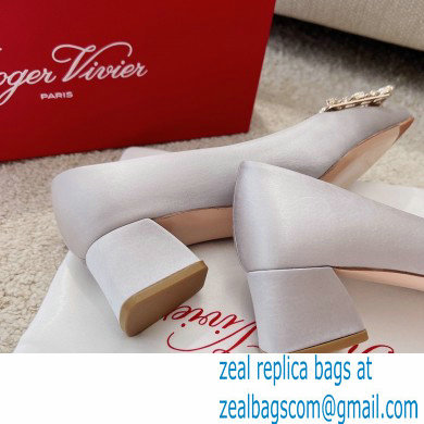 Roger Vivier Heel 4.5cm Strass Buckle Pumps in Satin Gray