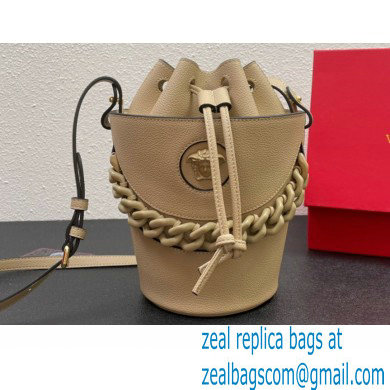Versace La Medusa Chain Bucket Bag Beige