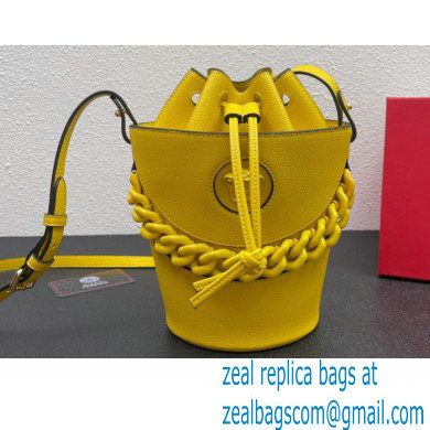 Versace La Medusa Chain Bucket Bag Yellow - Click Image to Close