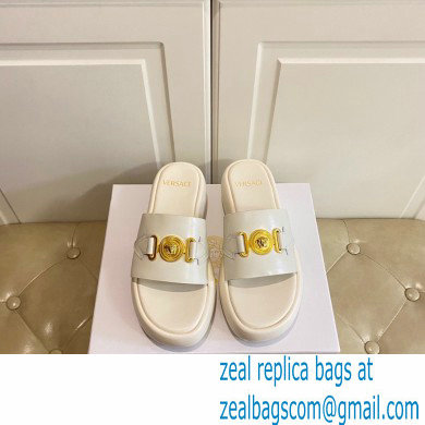 Versace Medusa Biggie Slides White 2022 - Click Image to Close