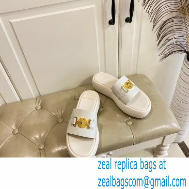 Versace Medusa Biggie Slides White 2022 - Click Image to Close