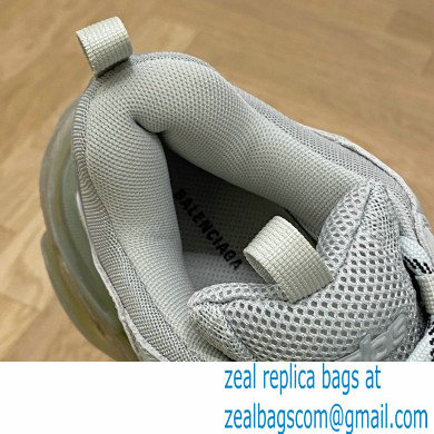 Balenciaga Triple S Clear Sole Women/Men Sneakers Top Quality 25 2022