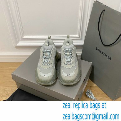 Balenciaga Triple S Clear Sole Women/Men Sneakers Top Quality 25 2022