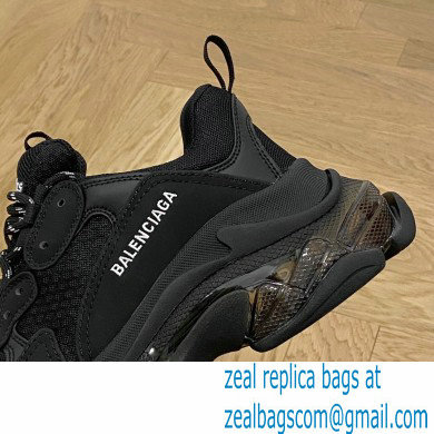 Balenciaga Triple S Clear Sole Women/Men Sneakers Top Quality 30 2022