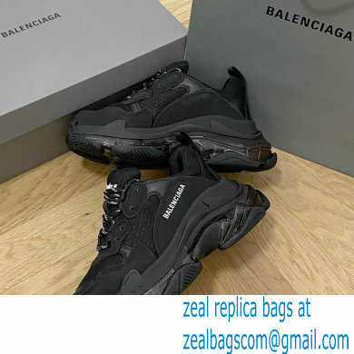 Balenciaga Triple S Clear Sole Women/Men Sneakers Top Quality 30 2022