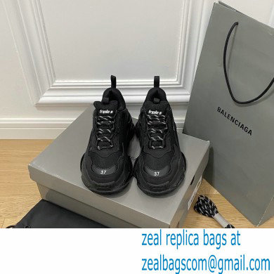 Balenciaga Triple S Clear Sole Women/Men Sneakers Top Quality 30 2022