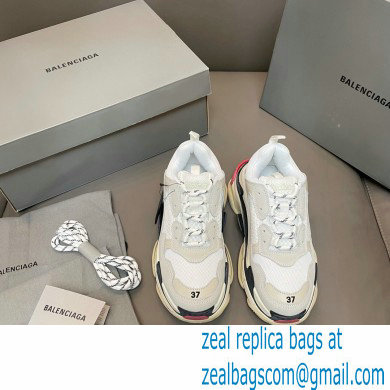 Balenciaga Triple S Women/Men Sneakers Top Quality 12 2022