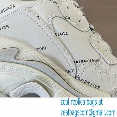Balenciaga Triple S Women/Men Sneakers Top Quality 24 2022 - Click Image to Close