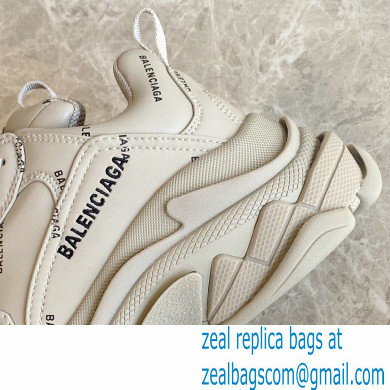 Balenciaga Triple S Women/Men Sneakers Top Quality 30 2022 - Click Image to Close