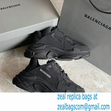Balenciaga Triple S Women/Men Sneakers Top Quality 32 2022
