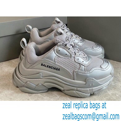 Balenciaga Triple S Women/Men Sneakers Top Quality 33 2022