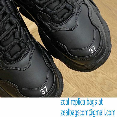 Balenciaga Triple S Women/Men Sneakers Top Quality 55 2022