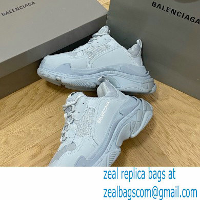 Balenciaga Triple S Women/Men Sneakers Top Quality 60 2022 - Click Image to Close