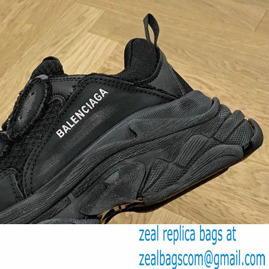 Balenciaga Triple S Women/Men Sneakers Top Quality 61 2022 - Click Image to Close